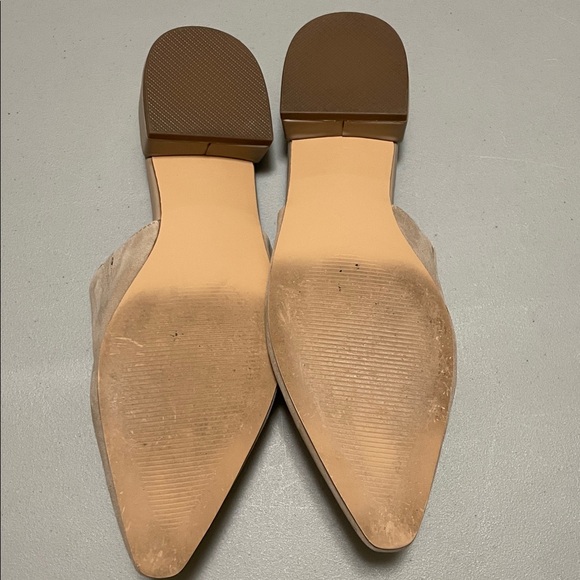Steve Madden Women's Tan Mules - Picture 3 of 4